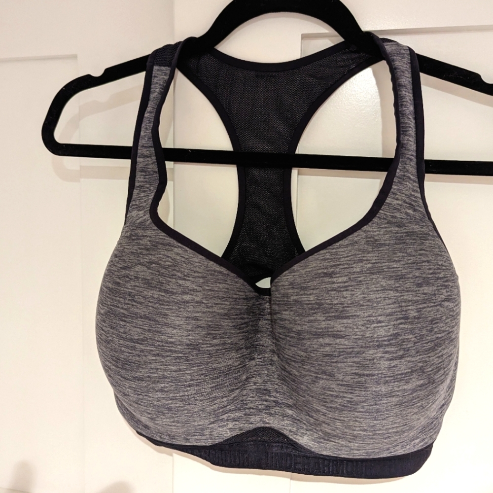 Under Armour Bra 36DD